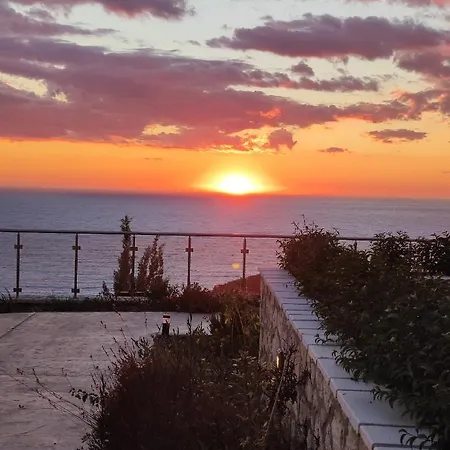 Melikiron Luxury Apartment