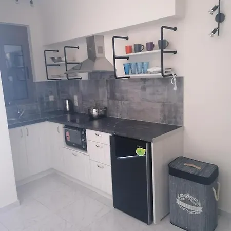 Melikiron Luxury *