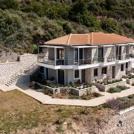 Melikiron Luxury *