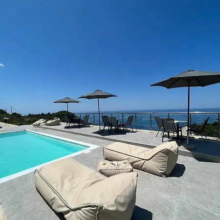 Melikiron Luxury דירה