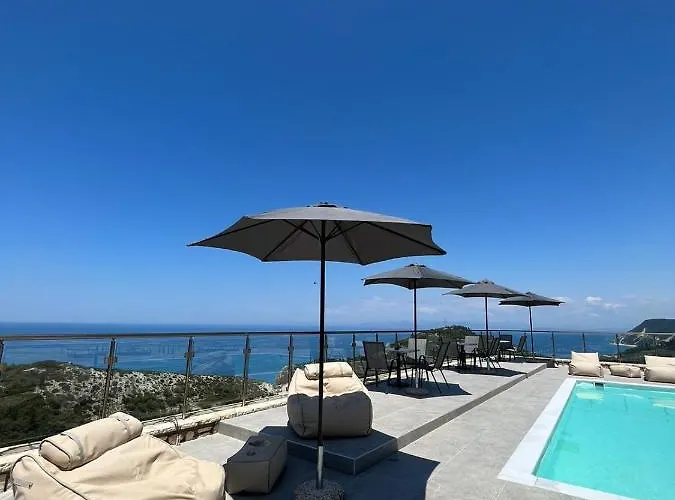 Melikiron Luxury *
